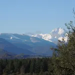 Dans Les Bois Avec Vue Sur Les Pyrenees * Saint-Laurent-de-Neste