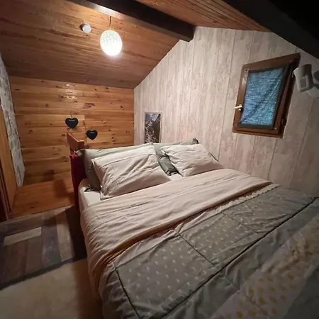 Dans Les Bois Avec Vue Sur Les Pyrenees Saint-Laurent-de-Neste