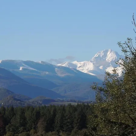 Chalet Dans Les Bois Avec Vue Sur Les Pyrenees *